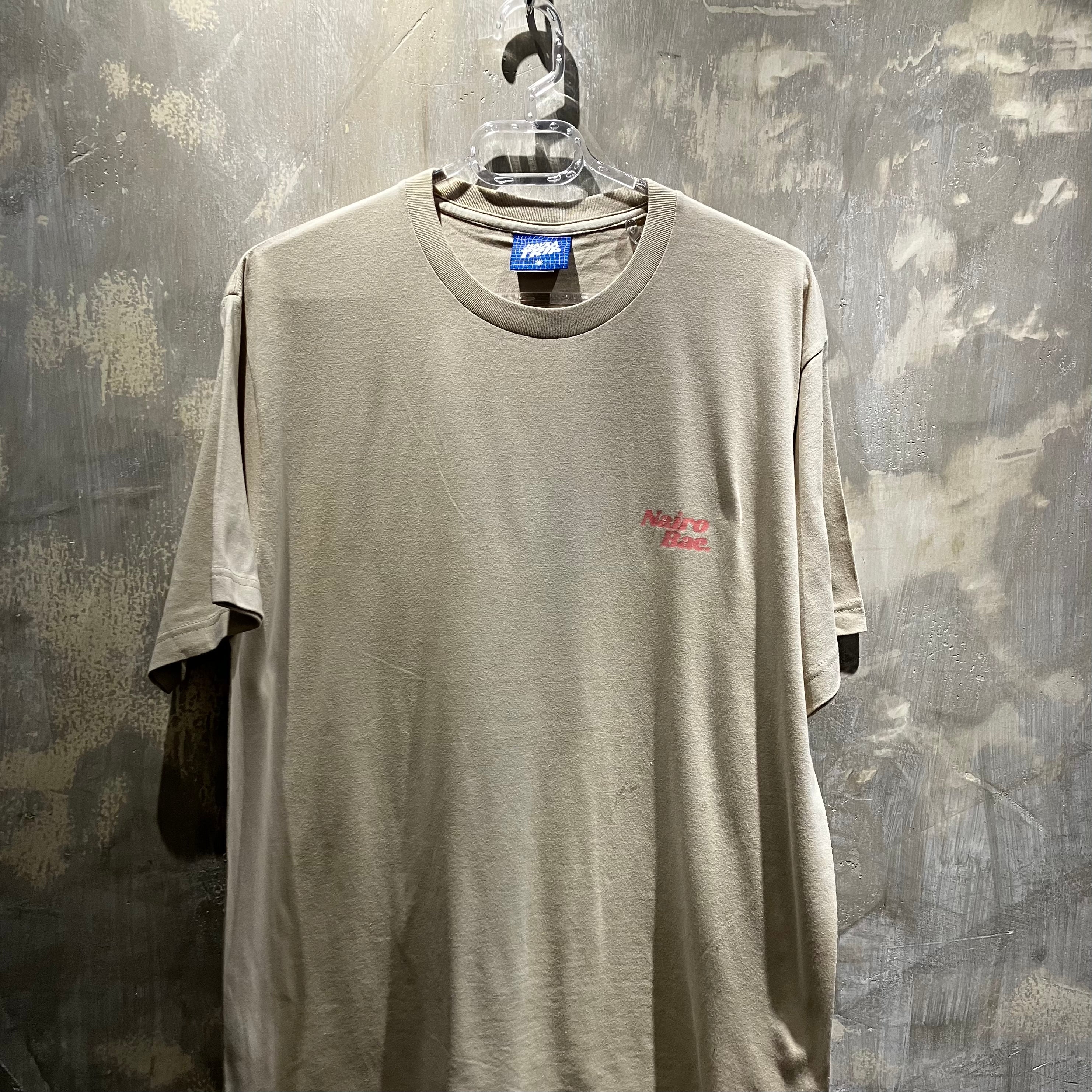 Nairobae Beige T-Shirt Peach Ink